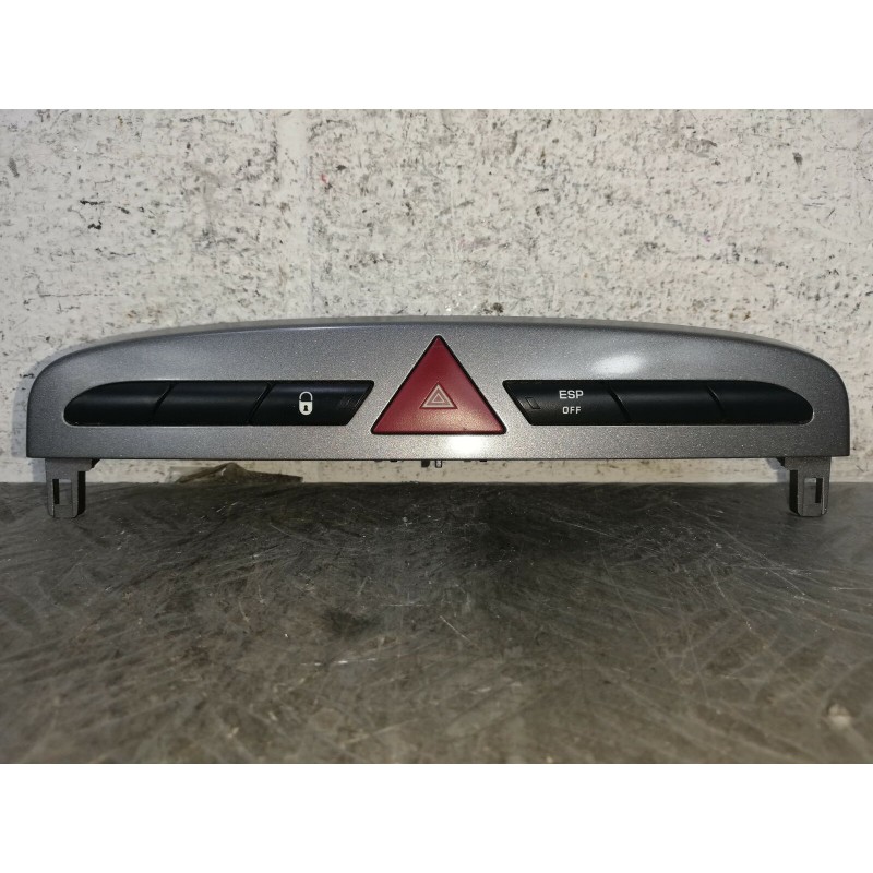 PULSANTIERA QUATTRO FRECCE PEUGEOT 308 DAL 2007 AL 2011 COD. 9659215177  2400000048350