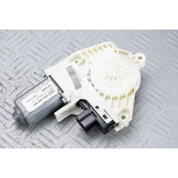 MOTORINO ALZAVETRO CRISTALLO ANT. SX AUDI A4 4 SERIE ANNO 07-15 COD 966935-100  2400000009217